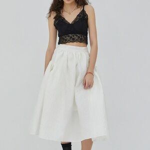 ISO afterhomeparty  Soy Skirt